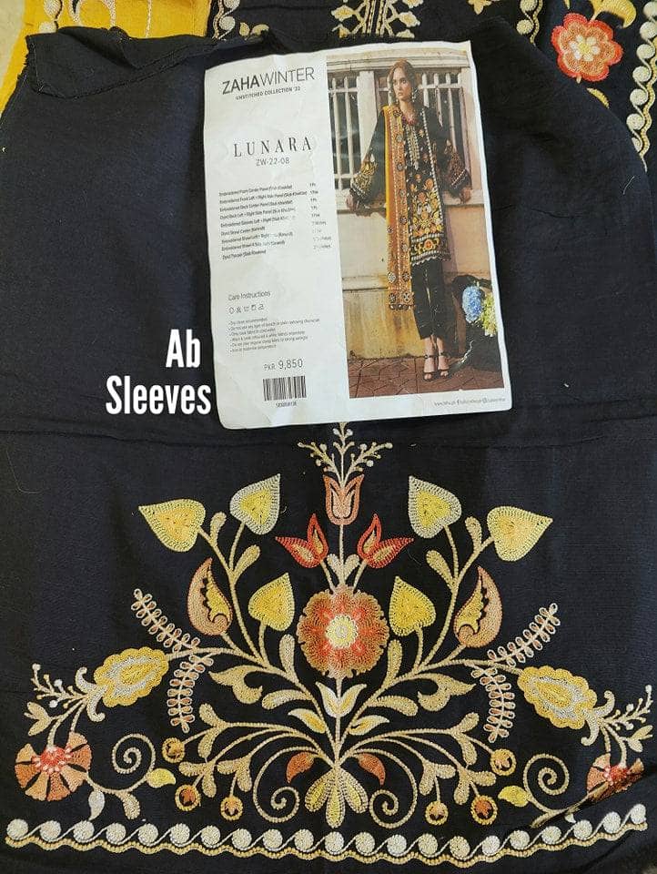 img_zaha_winter_open_pic_awwal_boutique