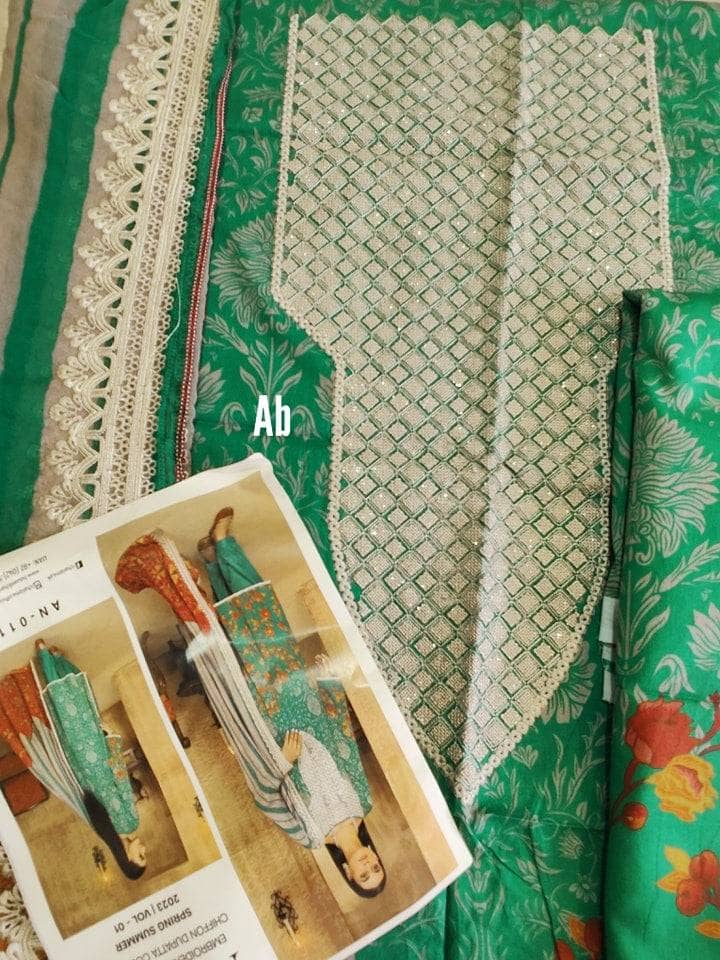 img_charizma_lawn_22_awwal_boutique