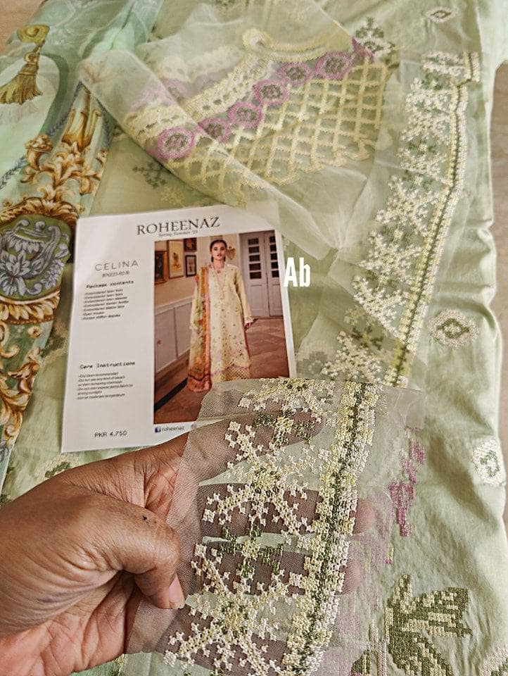 img_roheenaz_lawn_23_awwal_boutique
