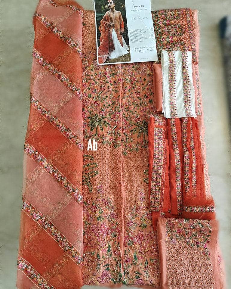 img_open_pic_hussain_rehar_roshan_awwal_boutique