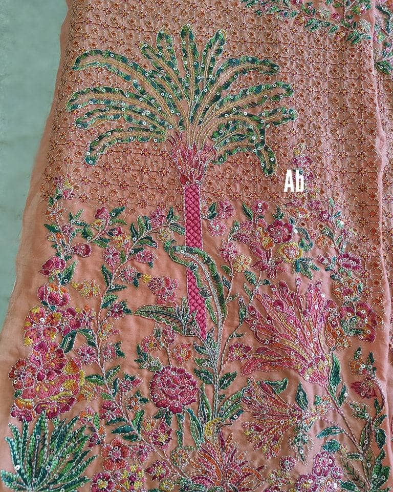 img_open_pic_hussain_rehar_roshan_awwal_boutique