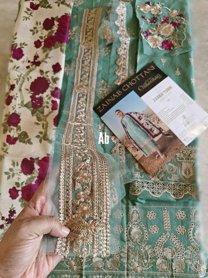 img_zainab_chottani_lawn_23_awwal_boutique