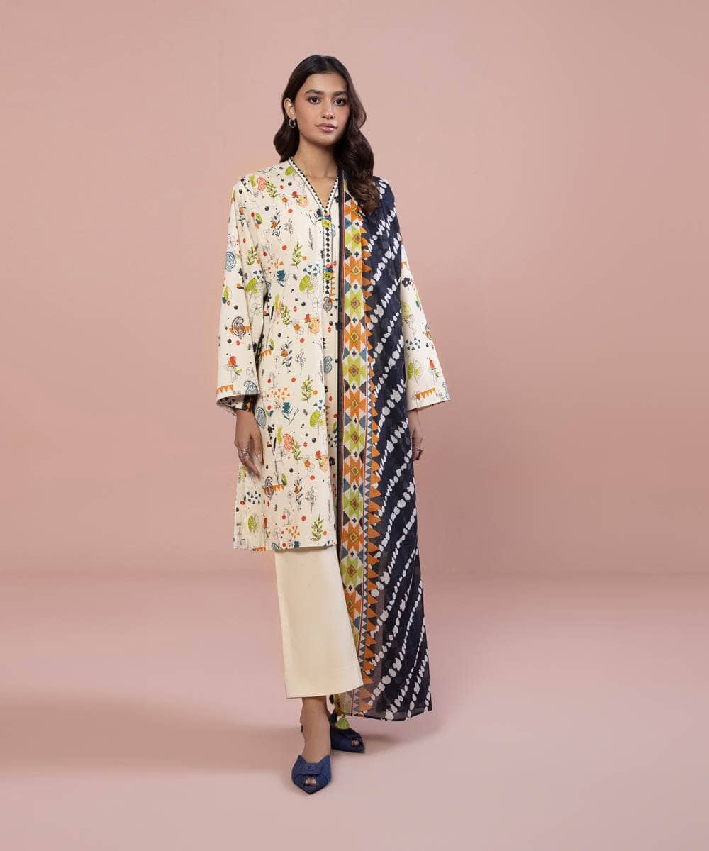 Img_sapphire_day_to_day_lawn_23_awwal_boutique_awwal_boutique