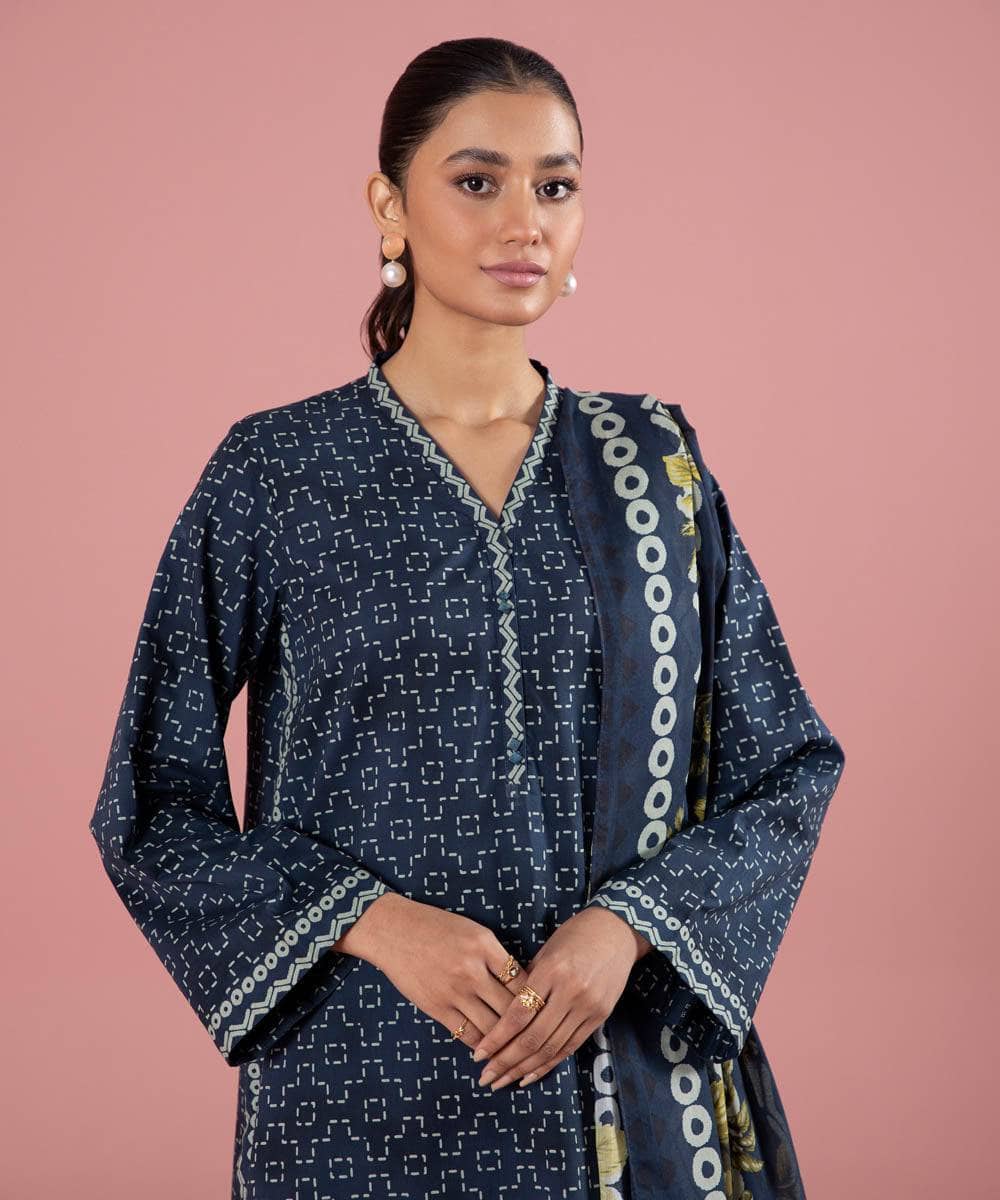 img_sapphire_lawn_23_awwal_boutique