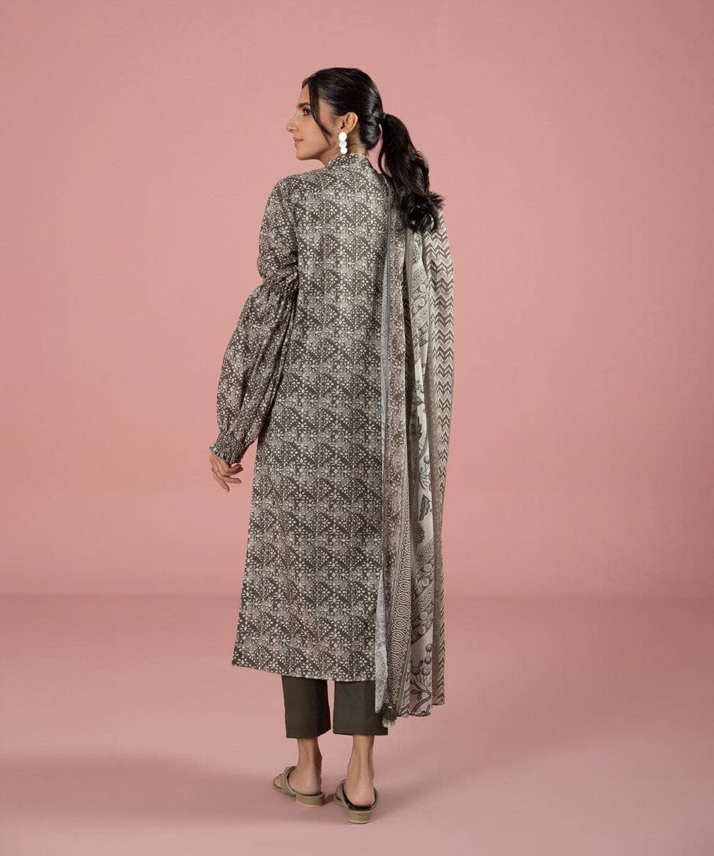 Img_sapphire_day_to_day_lawn_23_awwal_boutique_awwal_boutique