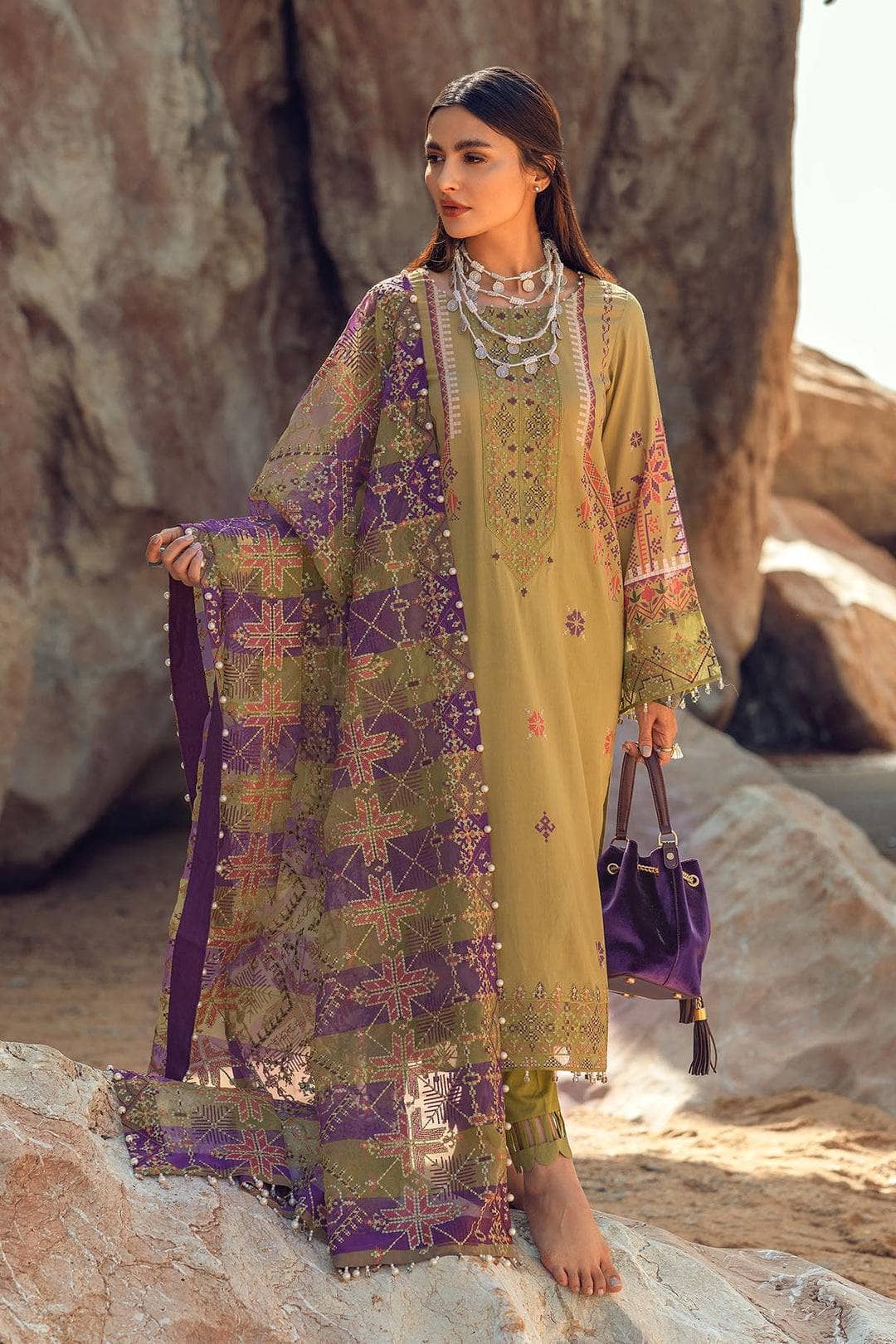 img_nureh_maya_swiss_voil_awwal_boutique