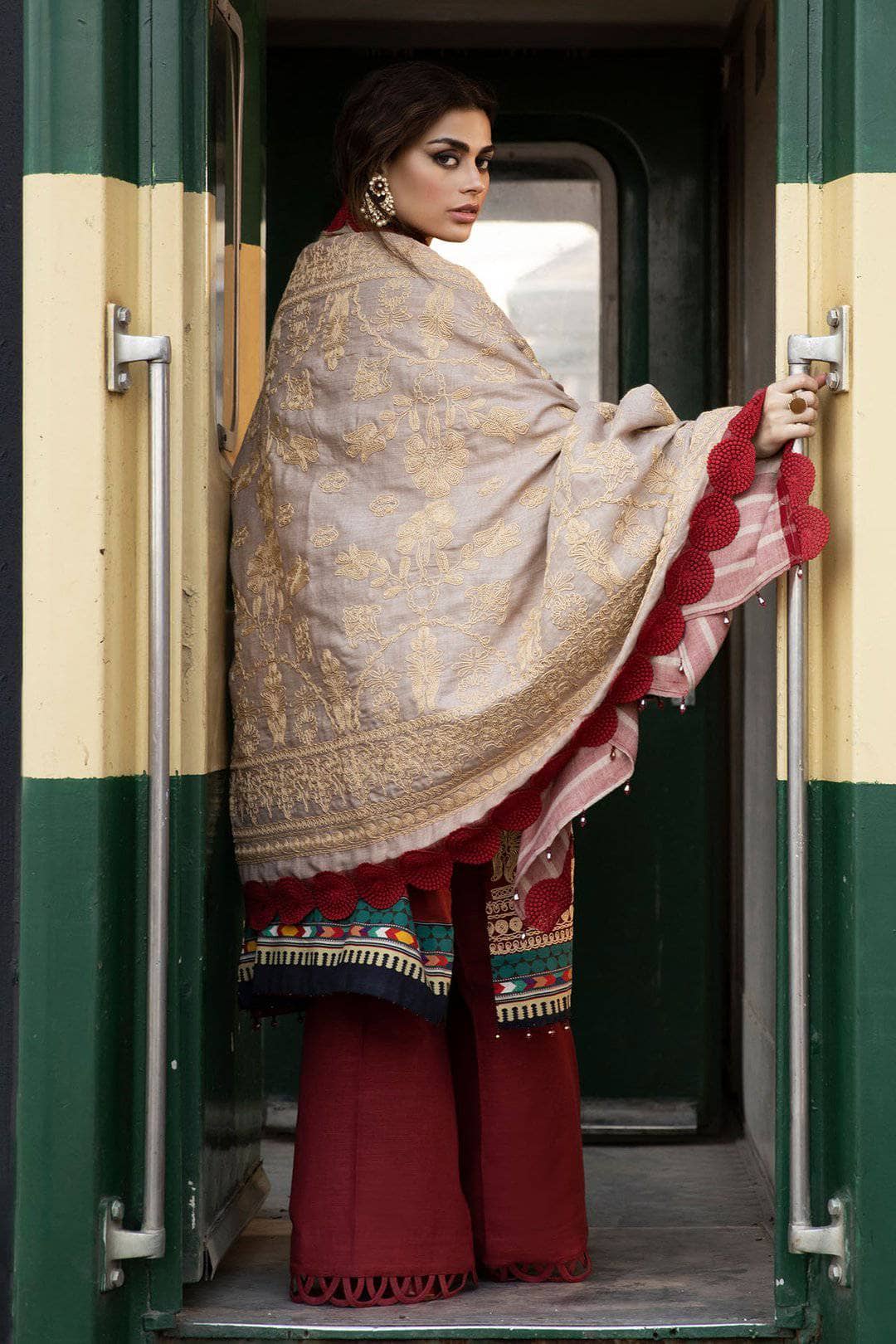 img_nureh_maya_khaddar_vol_2_awwal_boutique