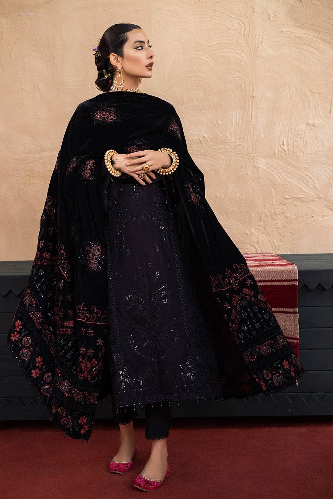 img_leather_peach_embroidered_shirt_velvet_shawl_awwal_boutique