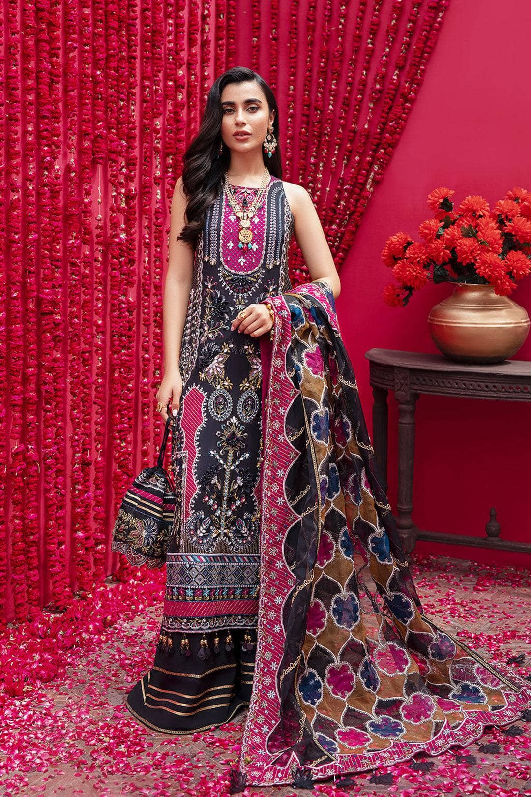 img_nureh_jhoomro_wedding_edition_awwal_boutique