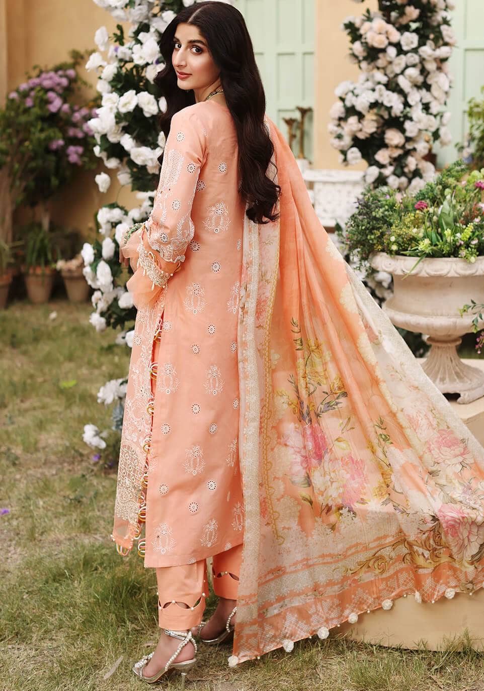 img_elaf_luxury_lawn_22_awwal_boutique