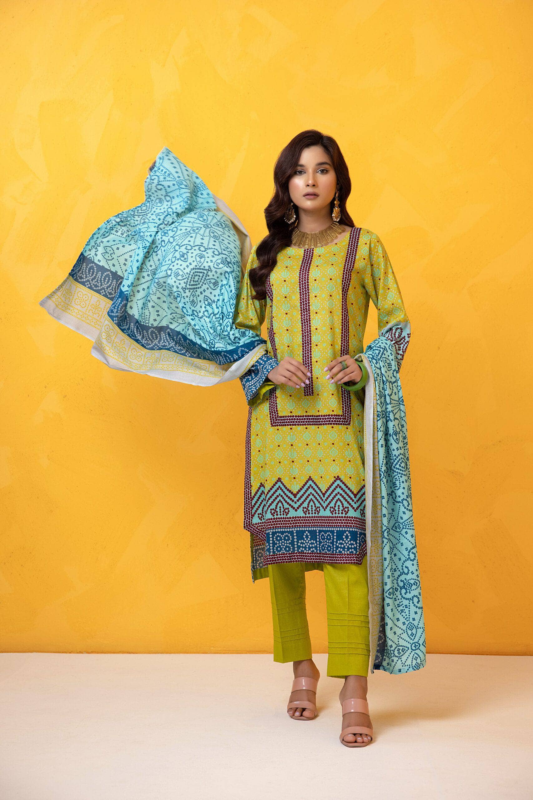 img_erum_misha_lawn_22_awwal_boutique