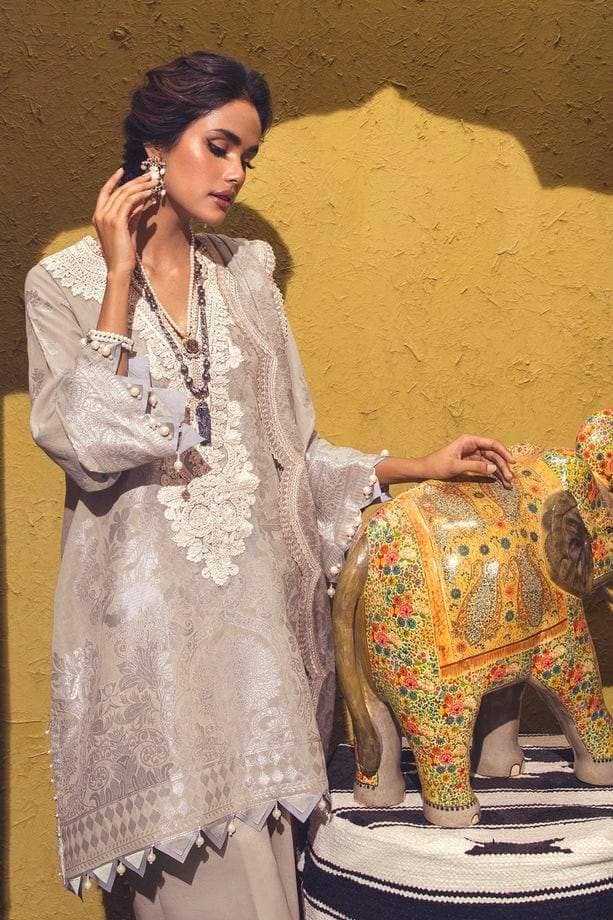 img_sana_safinaz_winter_pre_fall_wooven_collection_awwal_boutique