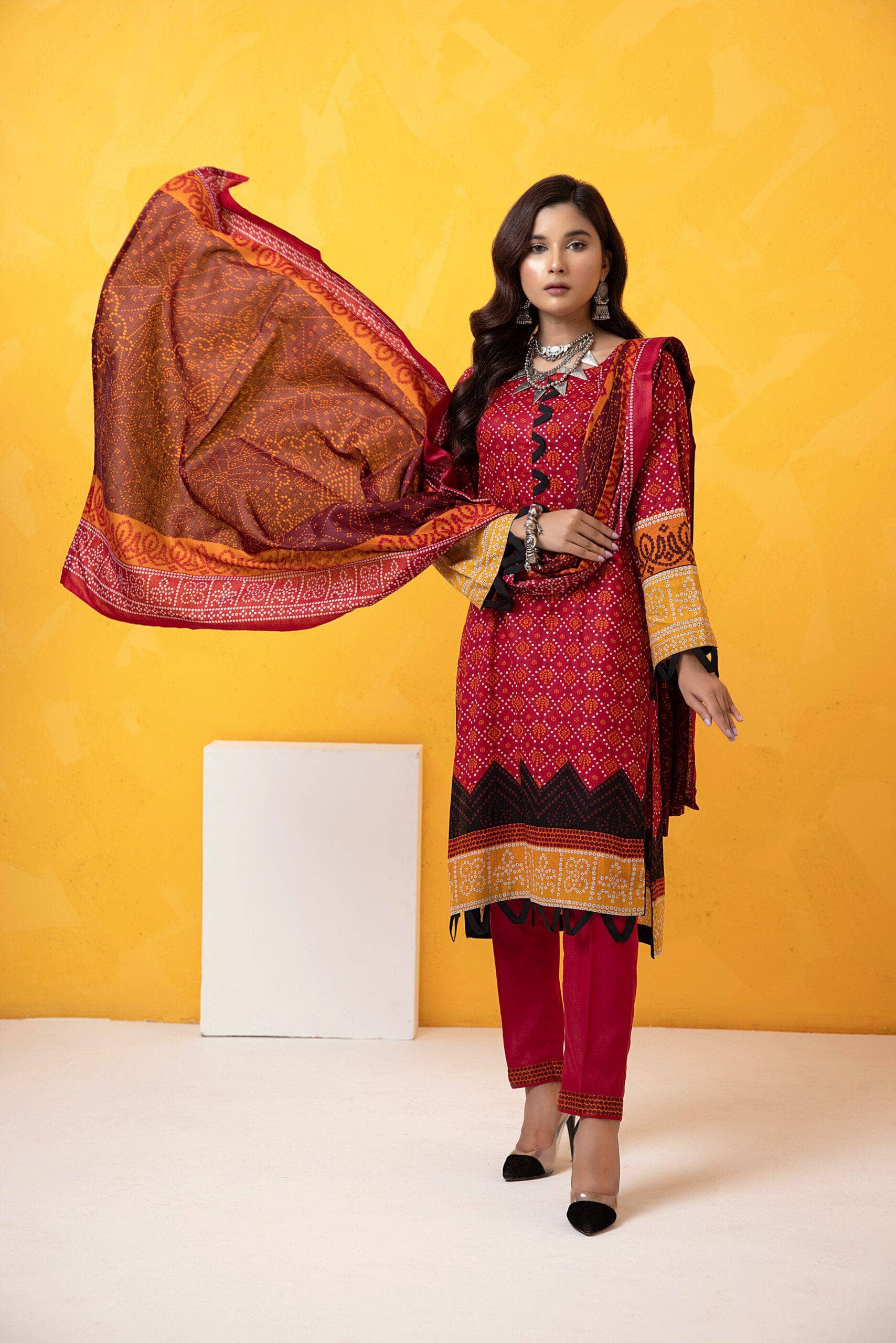 img_erum_misha_lawn_22_awwal_boutique