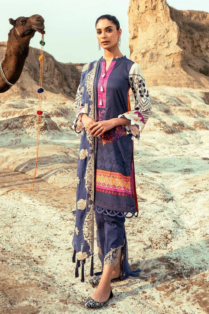 img_charizma_naranji_lawn_2021_awwal_boutique