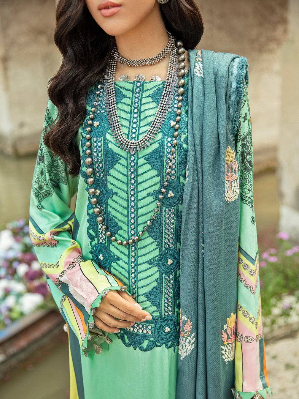 img_parishay_winter_collection_awwal_boutique