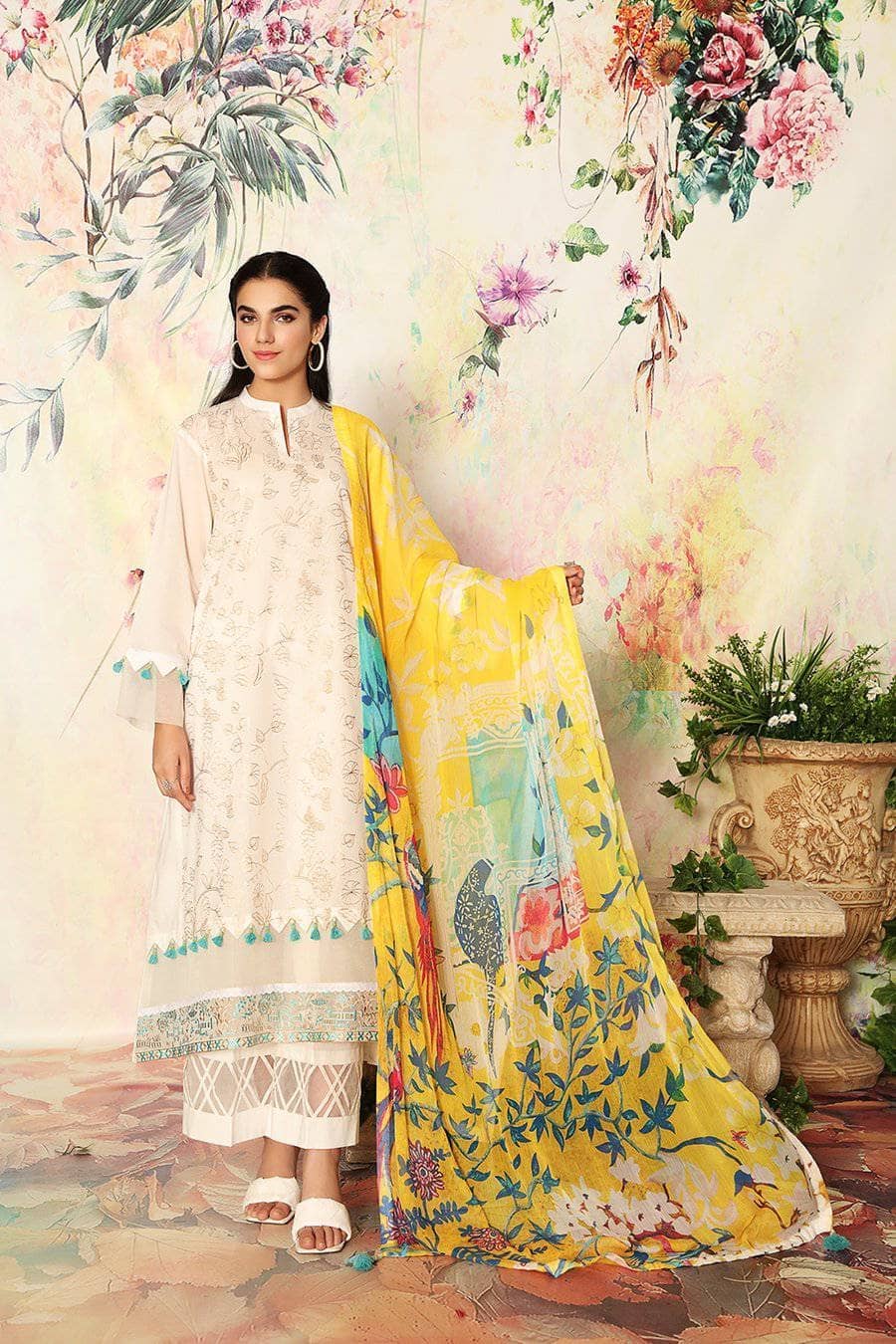 img_nishat_lawn_2021_awwal_boutique
