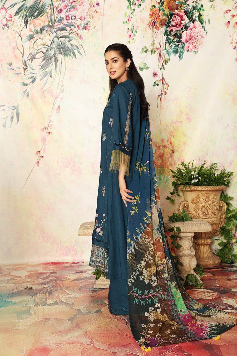 img_nishat_lawn_2021_awwal_boutique