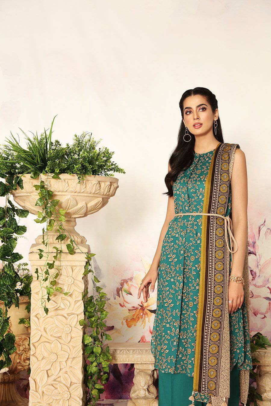 img_nishat_lawn_2021_awwal_boutique