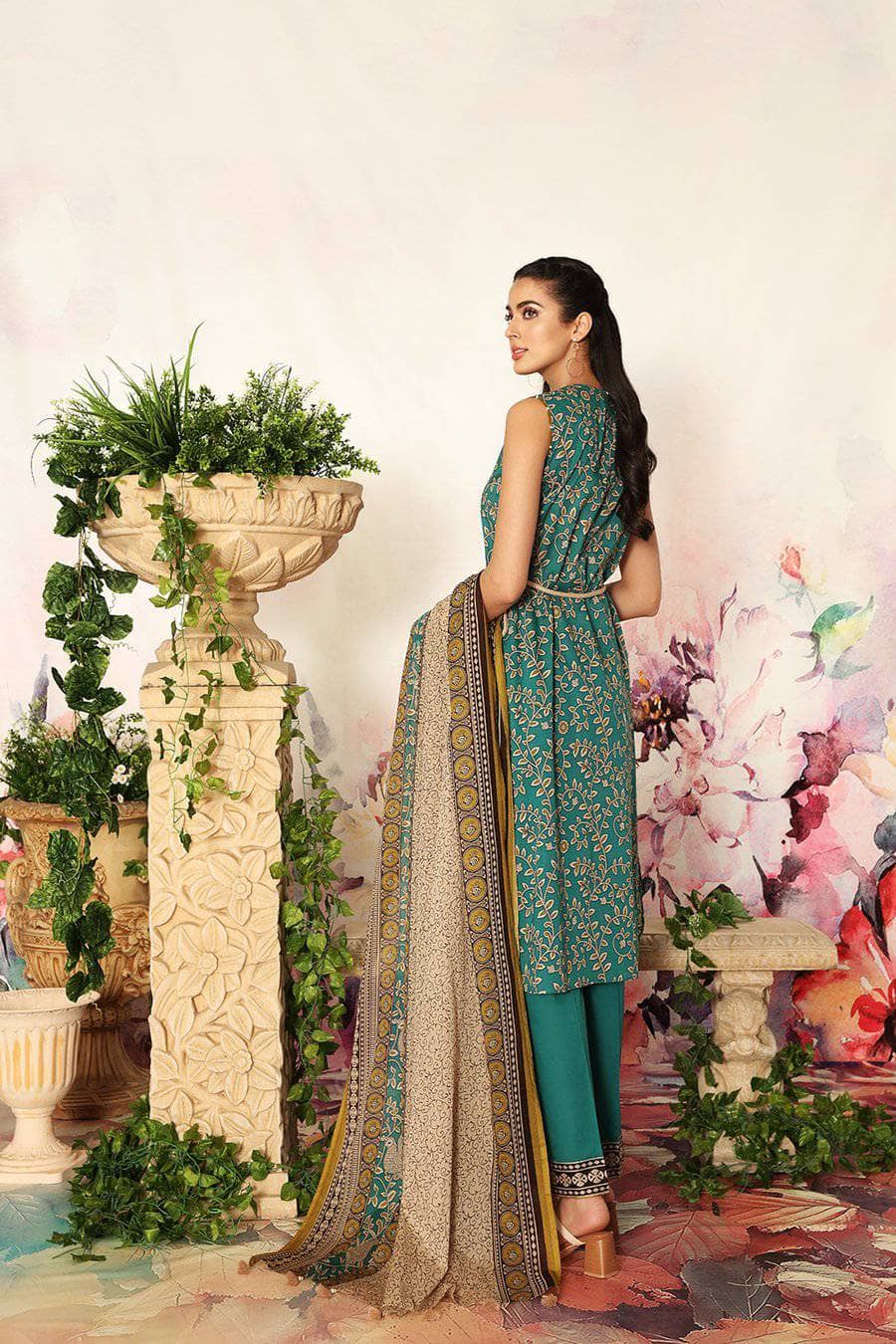 img_nishat_lawn_2021_awwal_boutique