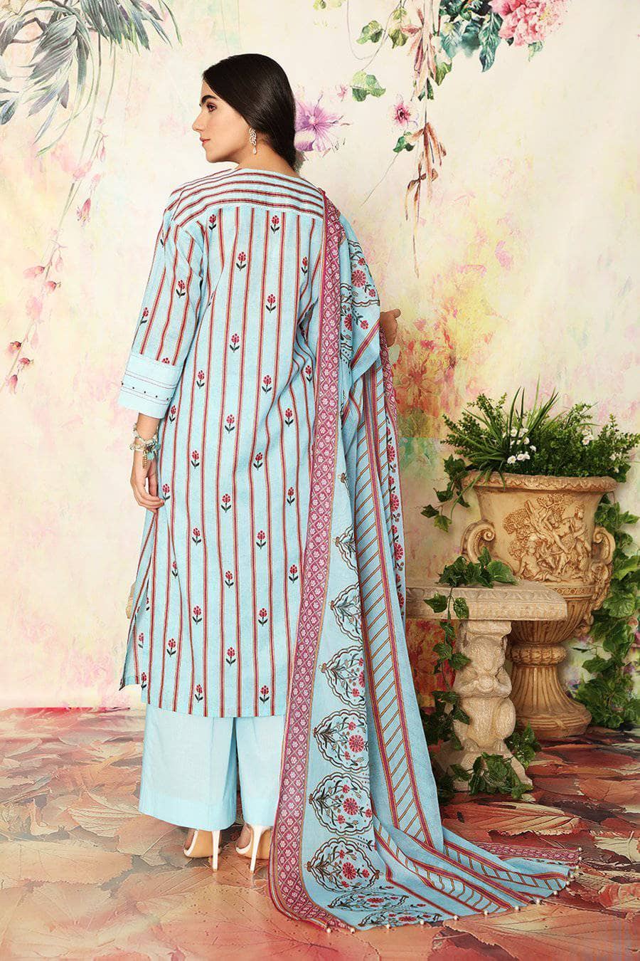 img_nishat_lawn_2021_awwal_boutique