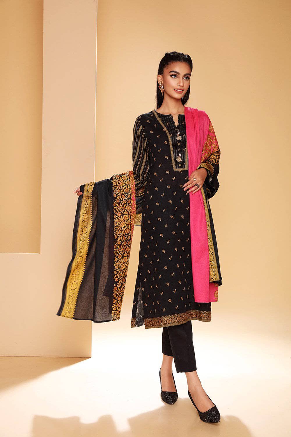 img_nishat_linen_winter_collection_awwal_boutique