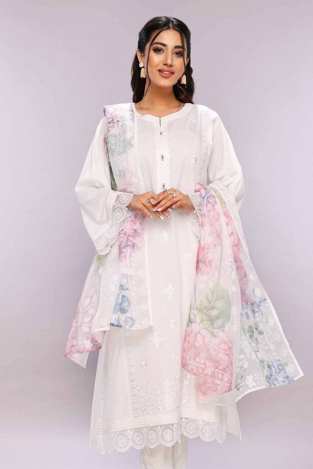 Img_nishat_lawn_nisha_23_awwal_boutique