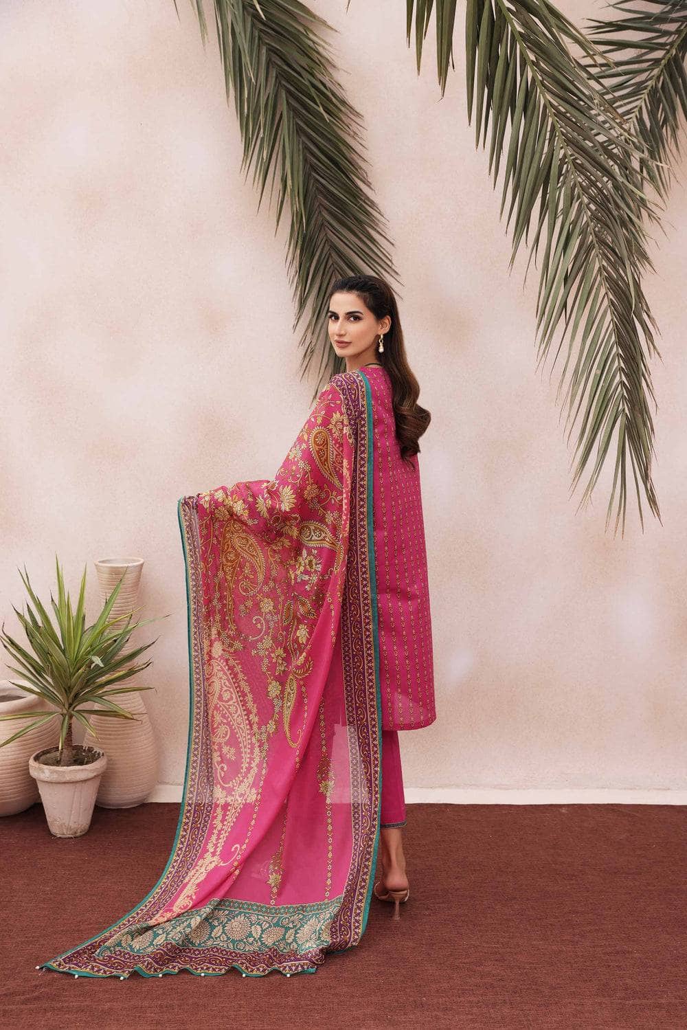 Img_nishat_lawn_nisha_23_awwal_boutique