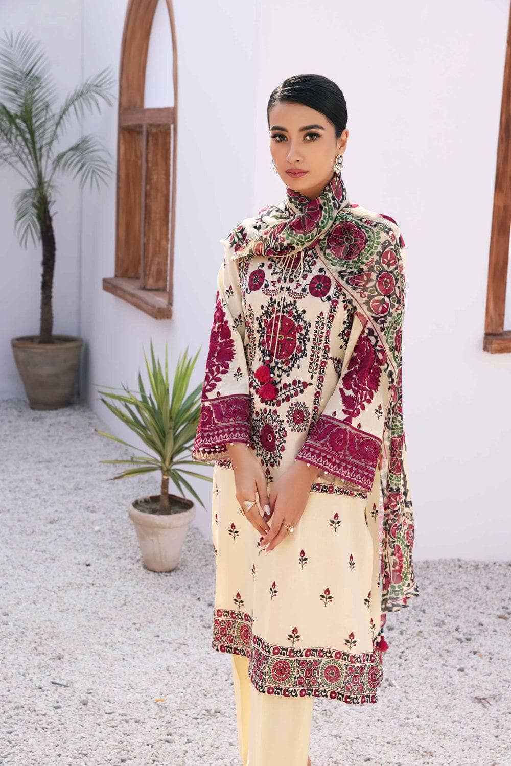 img_nishat_lawn_23_nisha_awwal_boutique