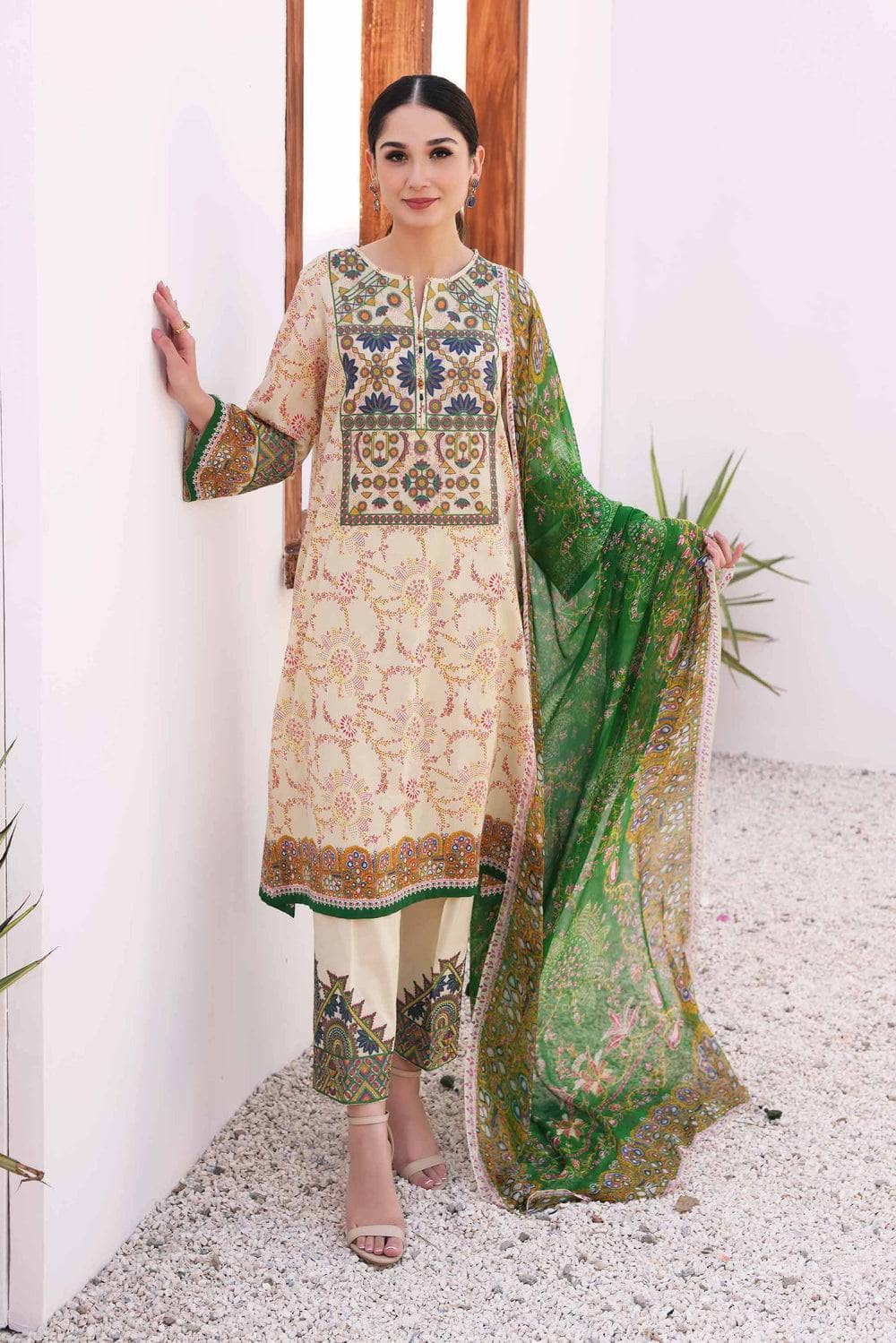 img_nishat_lawn_23_nisha_awwal_boutique