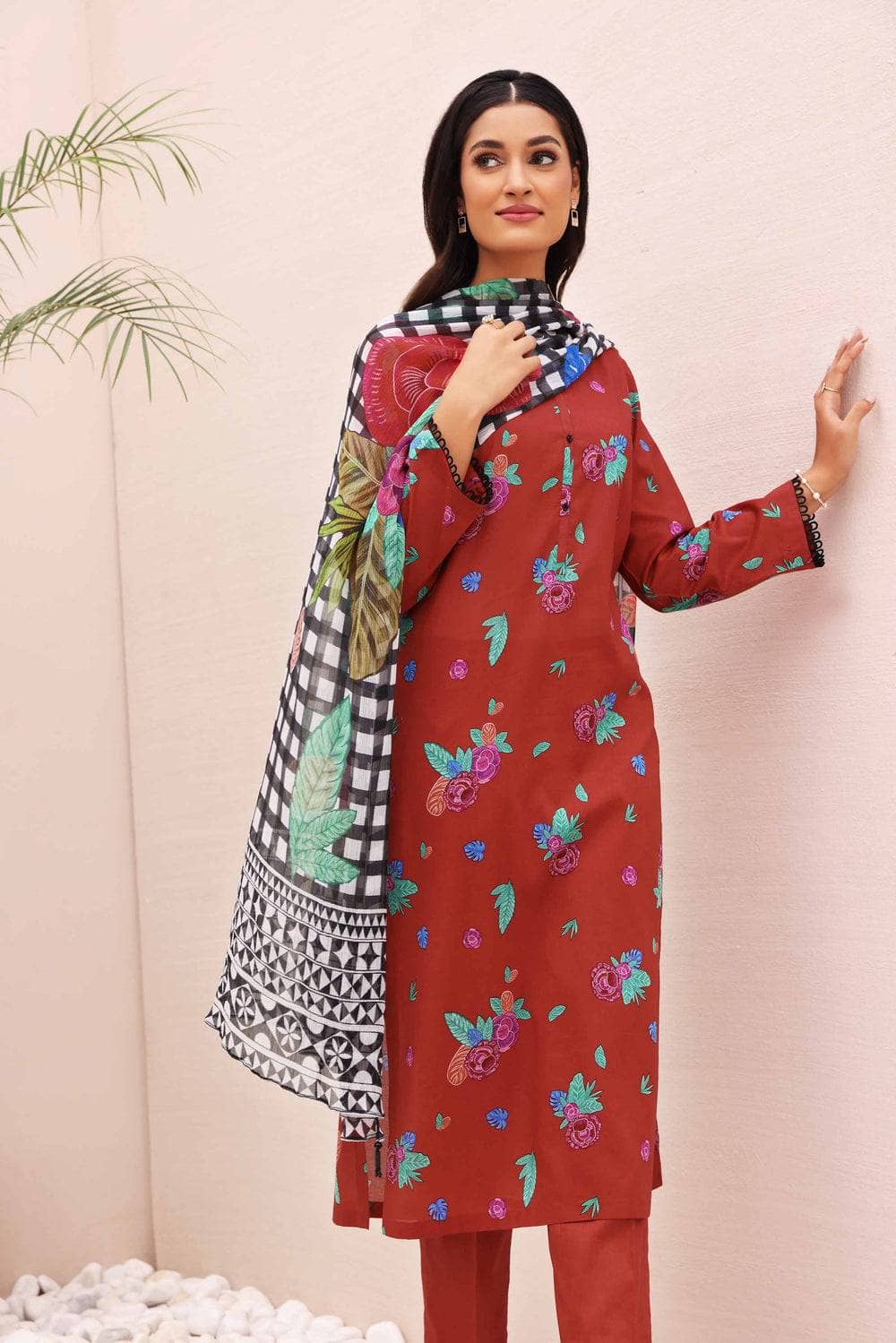 img_nishat_lawn_23_nisha_awwal_boutique