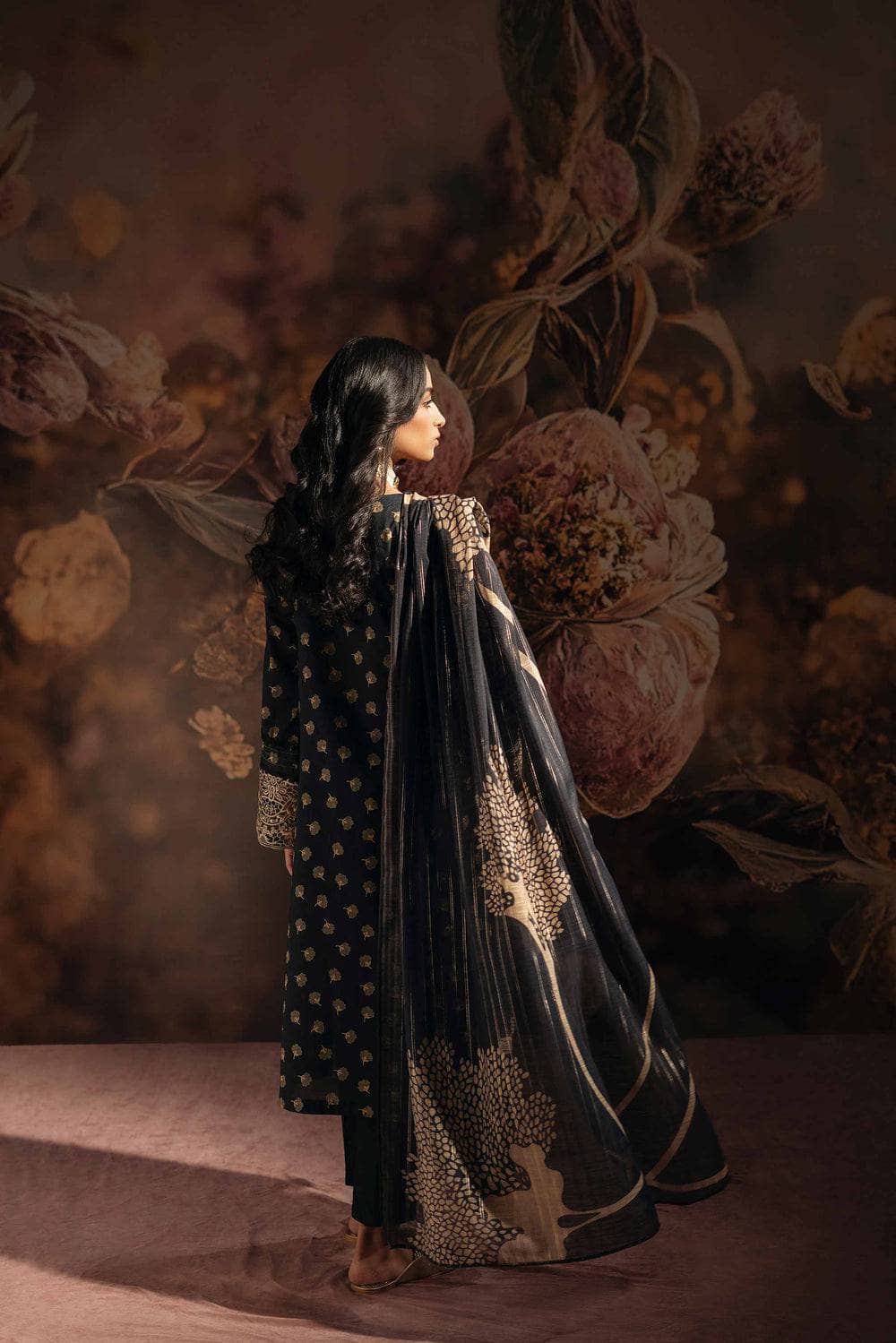 img_nishat_lawn_ramdan_edit_awwal_boutique