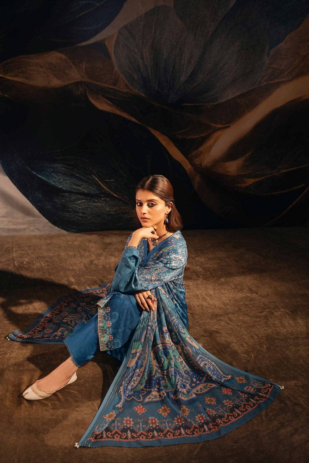 Img_nishat_lawn_ramdan_edit_awwal_boutique