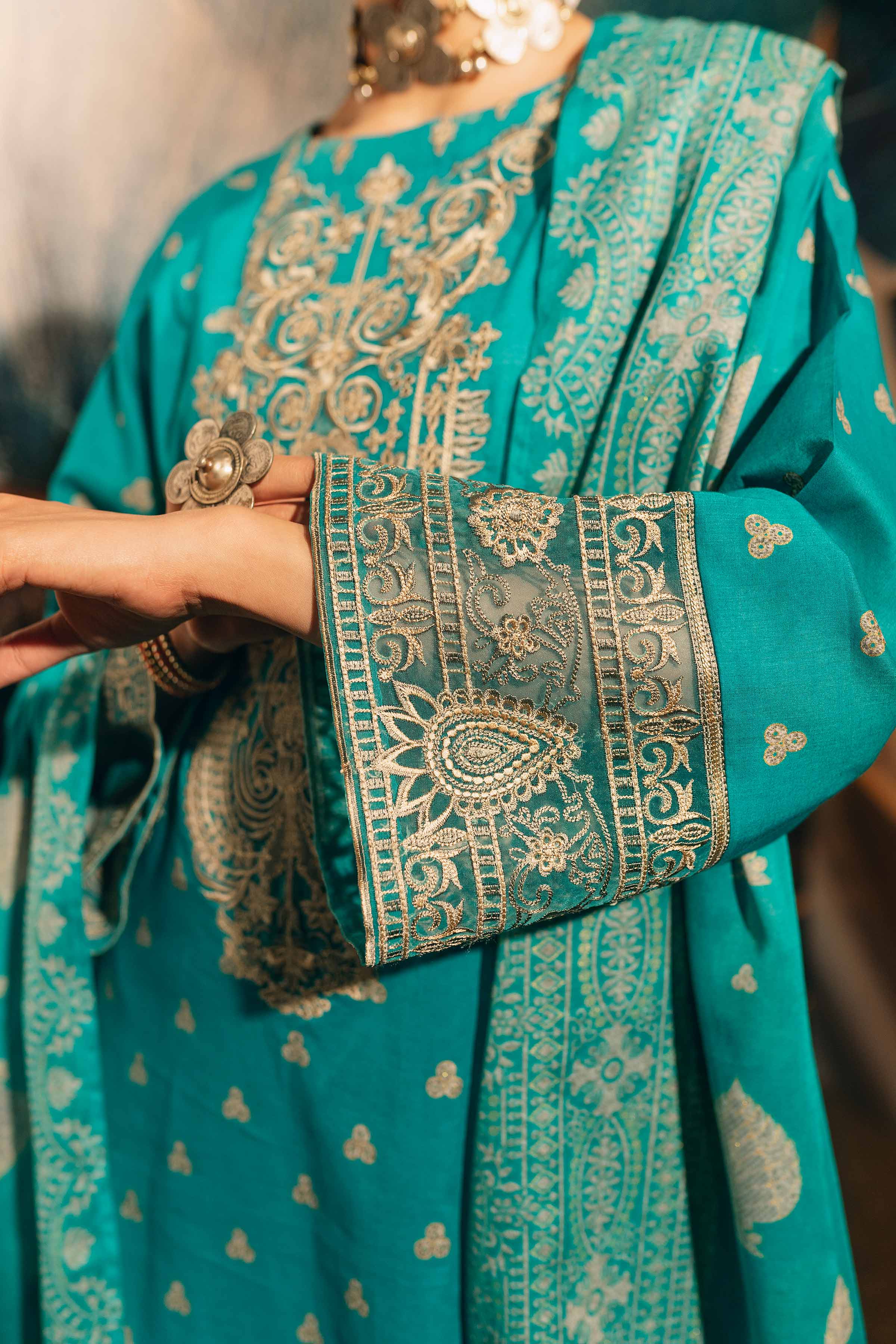 img_nishat_lawn_ramdan_edit_awwal_boutique