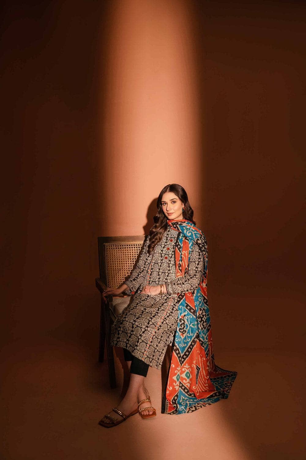 Img_nishat_lawn_ramdan_edit_awwal_boutique