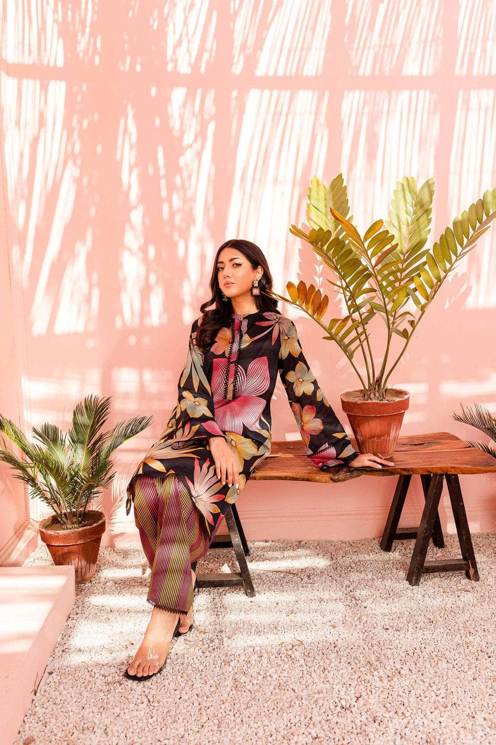 img_nishat_lawn_23_nisha_awwal_boutique