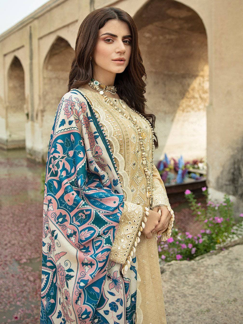 img_parishay_winter_collection_awwal_boutique