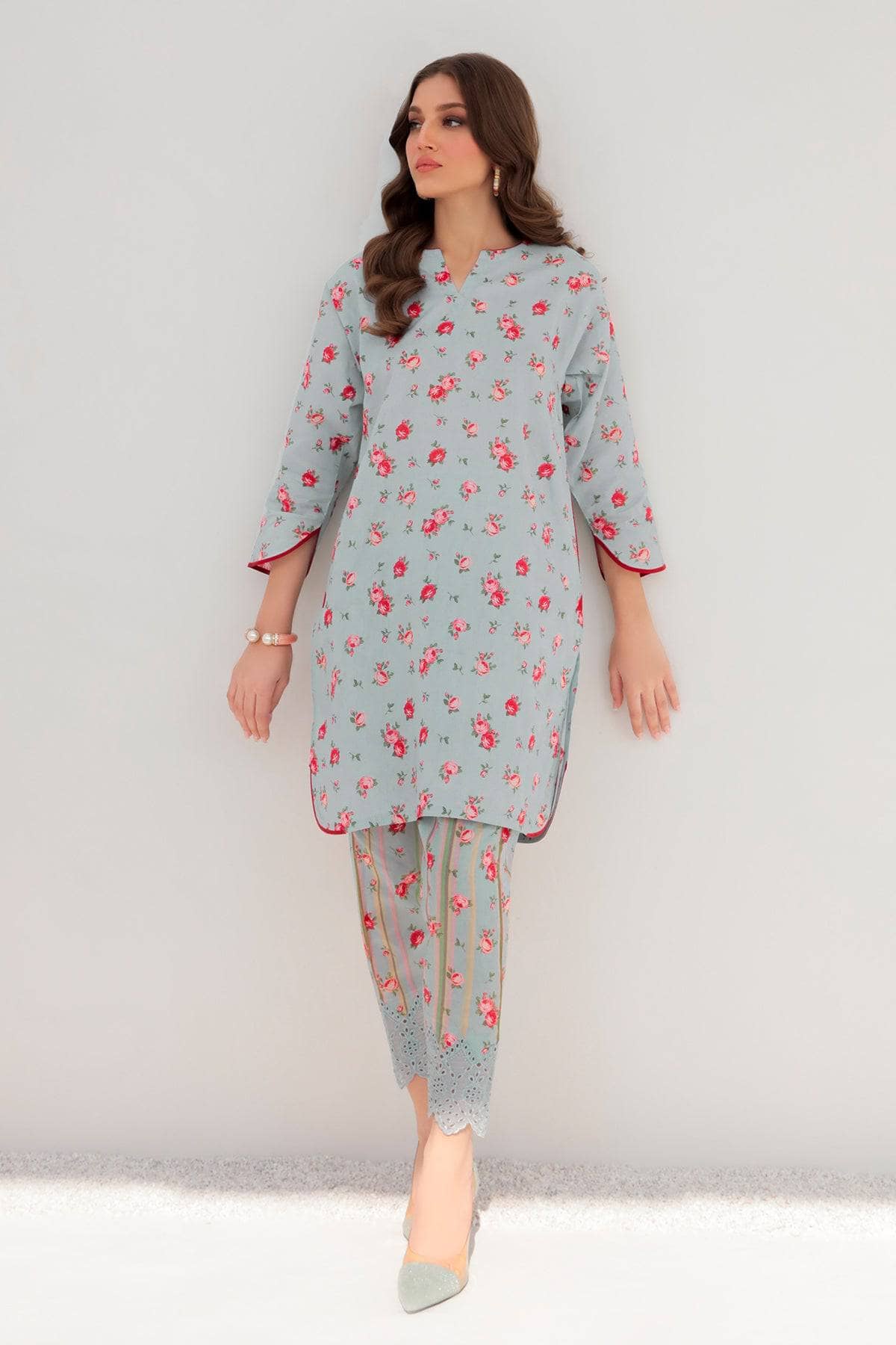 img_baroque_exclsuive_unstitched_lawn_23_awwal_boutique