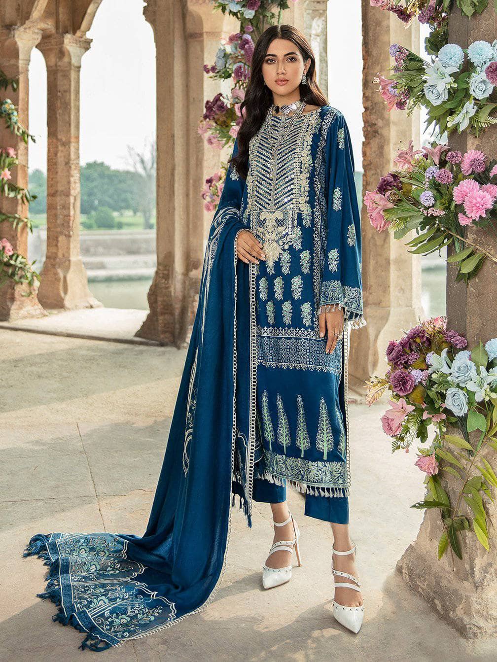 img_parishay_winter_collection_awwal_boutique