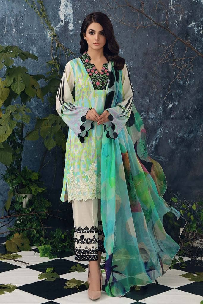 img_charizma_naranji_lawn_2021_awwal_boutique