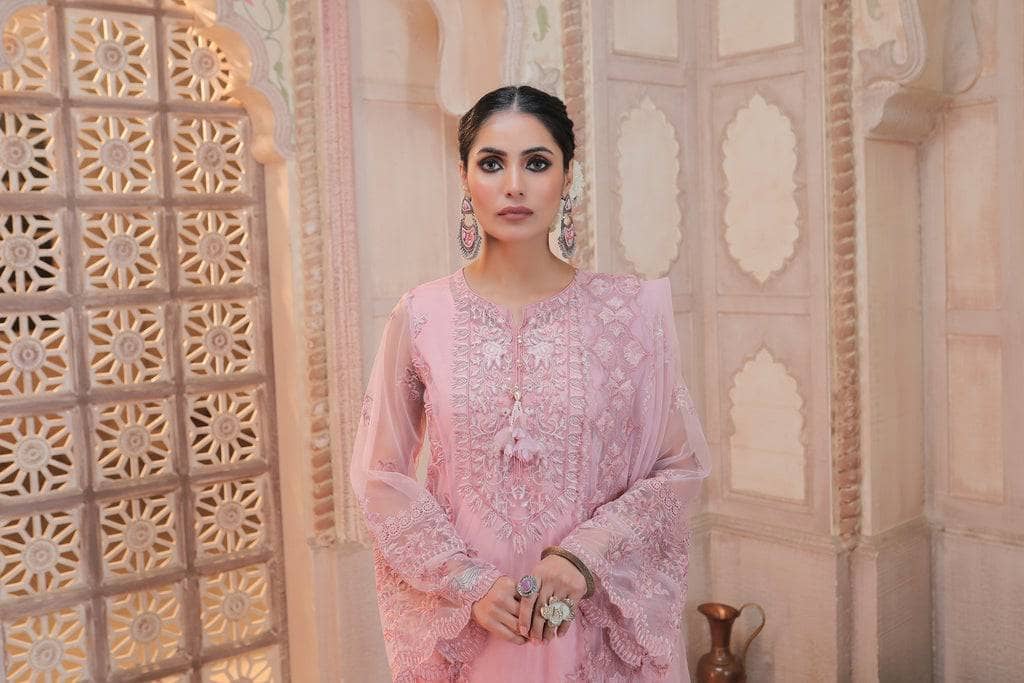 img_lsm_lakhani_embroidered_lawn_22_awwal_boutique