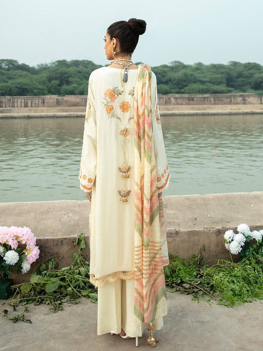 img_parishay_winter_collection_awwal_boutique