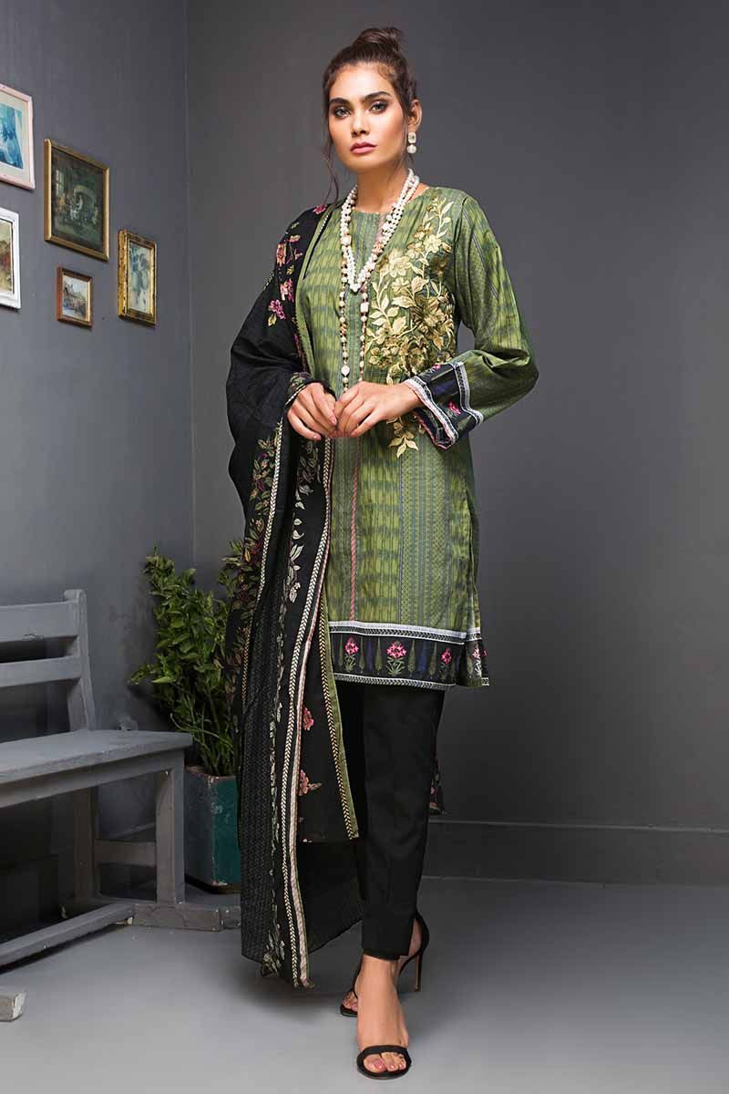 img_gul_ahmed_cambric_collection_awwal_boutique
