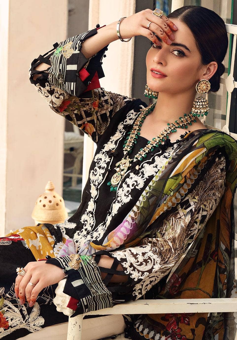 img_elaf_festive_chikankari_lawn_collection_awwal_boutique