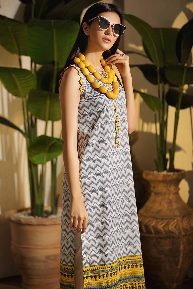 img_gul_ahmed_cambric_collection_awwal_boutique