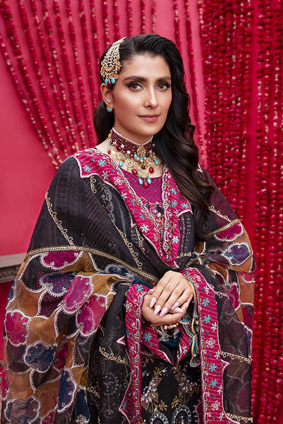 img_nureh_jhoomro_wedding_edition_awwal_boutique