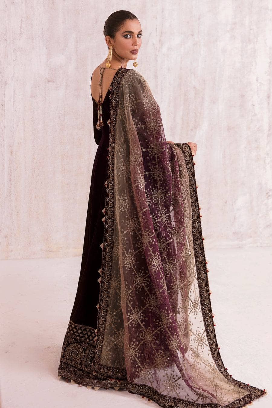 img_jazmin_velvet_awwal_boutique