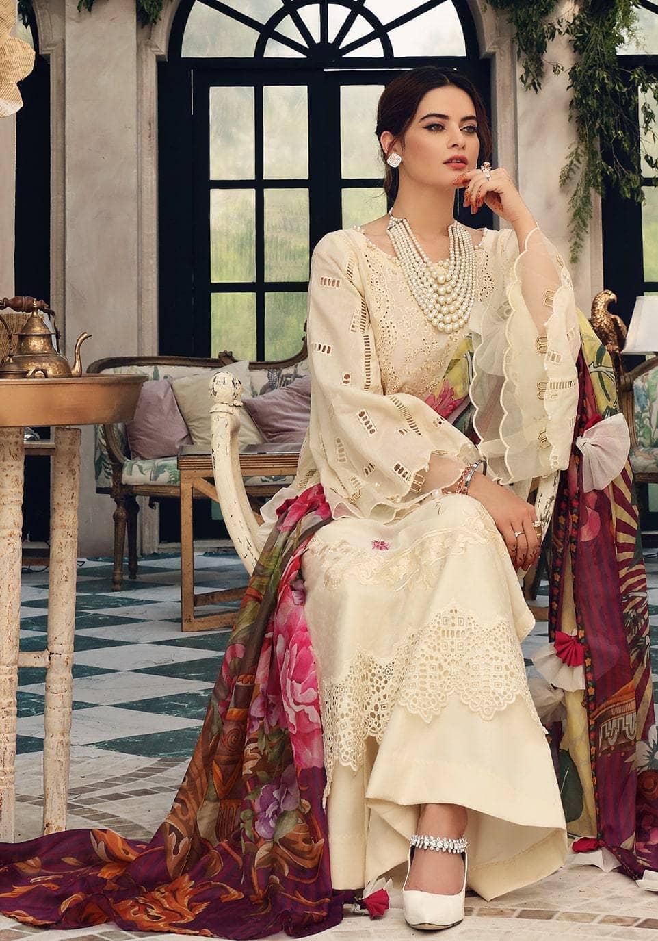 img_elaf_festive_chikankari_lawn_collection_awwal_boutique