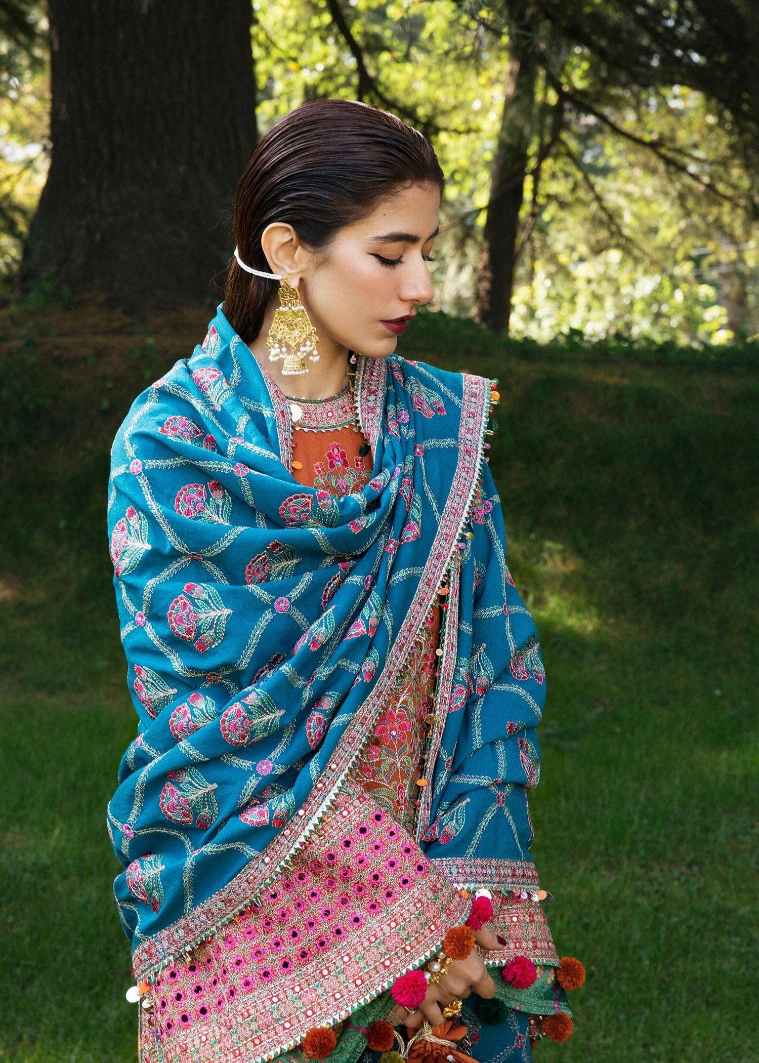 img_hussain_rehar_karandi_22_awwal_boutique