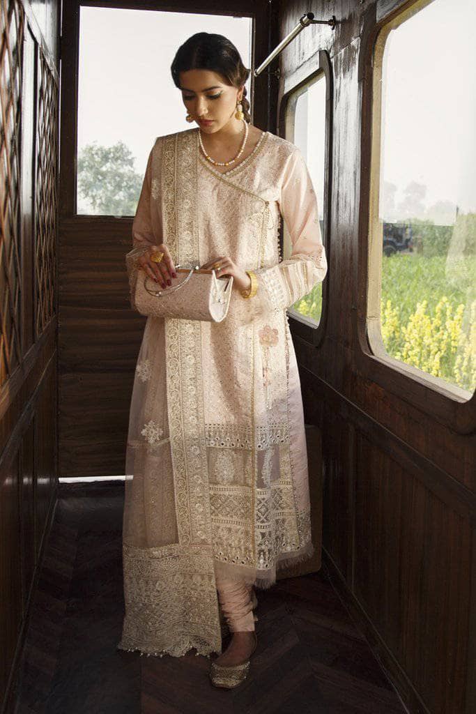 img_qalamkar_luxury_lawn_2021_awwal_boutique