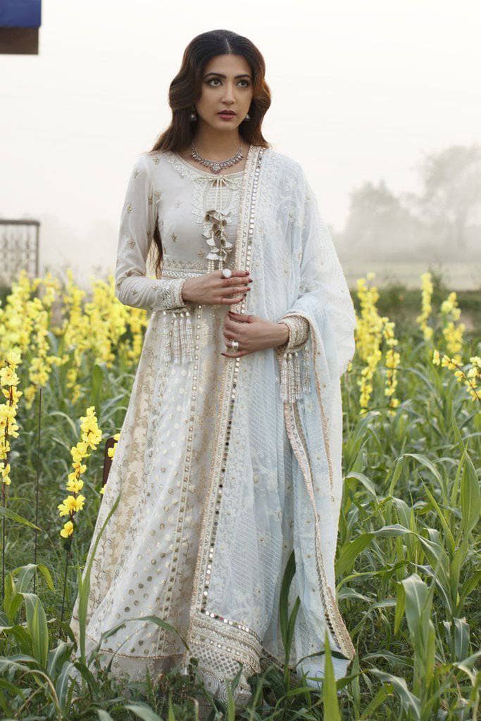 img_qalamkar_luxury_lawn_2021_awwal_boutique